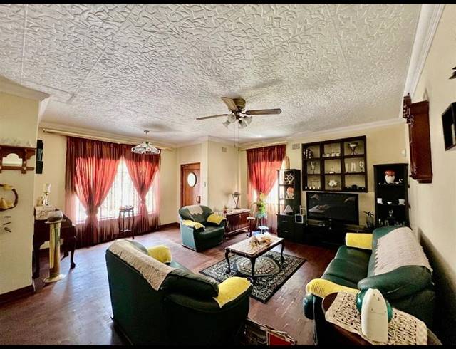 4 BEDROOM HOUSE FOR SALE IN VANDERBIJLPARK CW 6